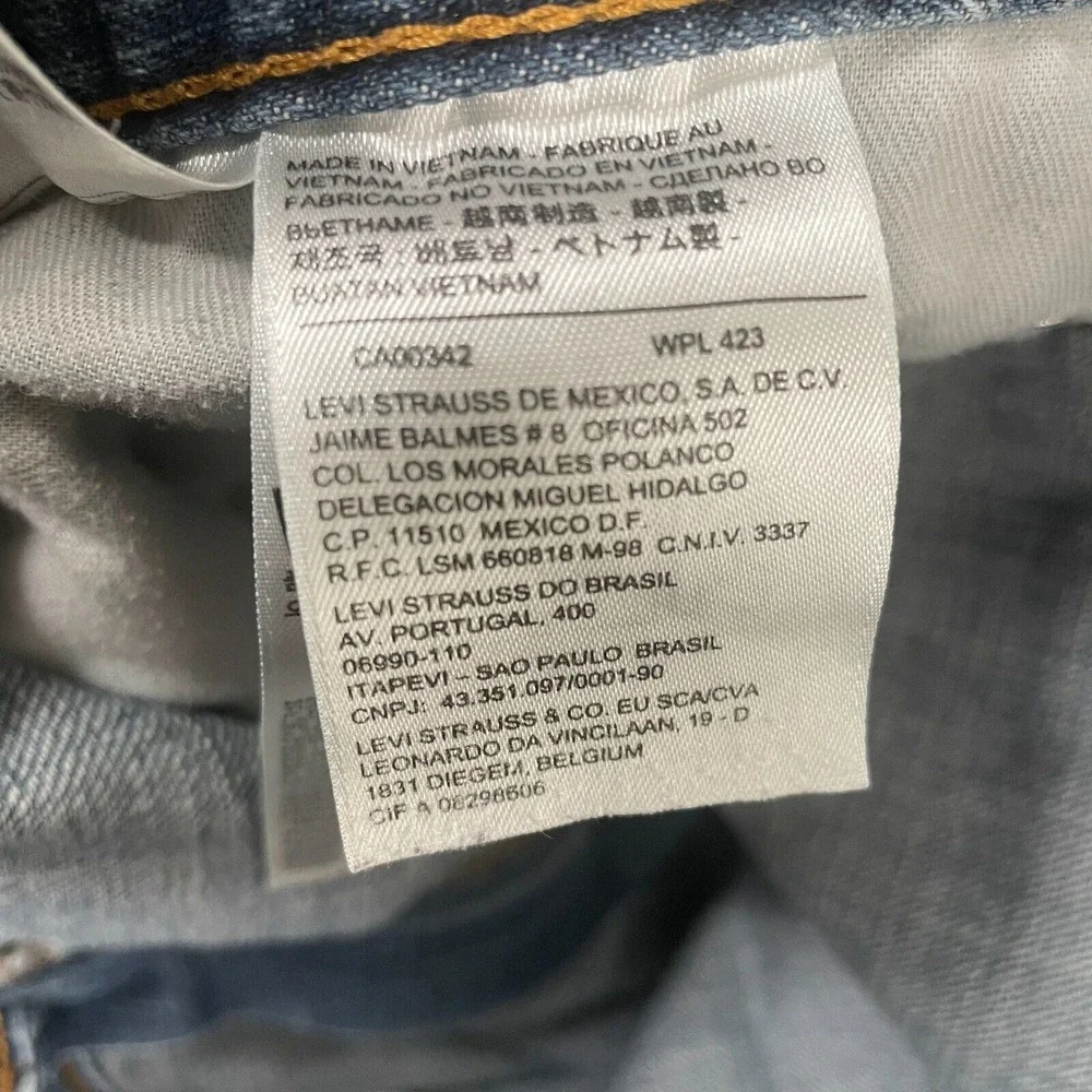 Levi's Men's Straight Jeans Size 42x30 Blue Denim Cotton‎ 5-Pockets Medium Wash